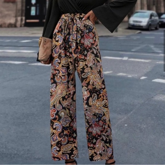 Jumpsuit - Picture 4 of 8